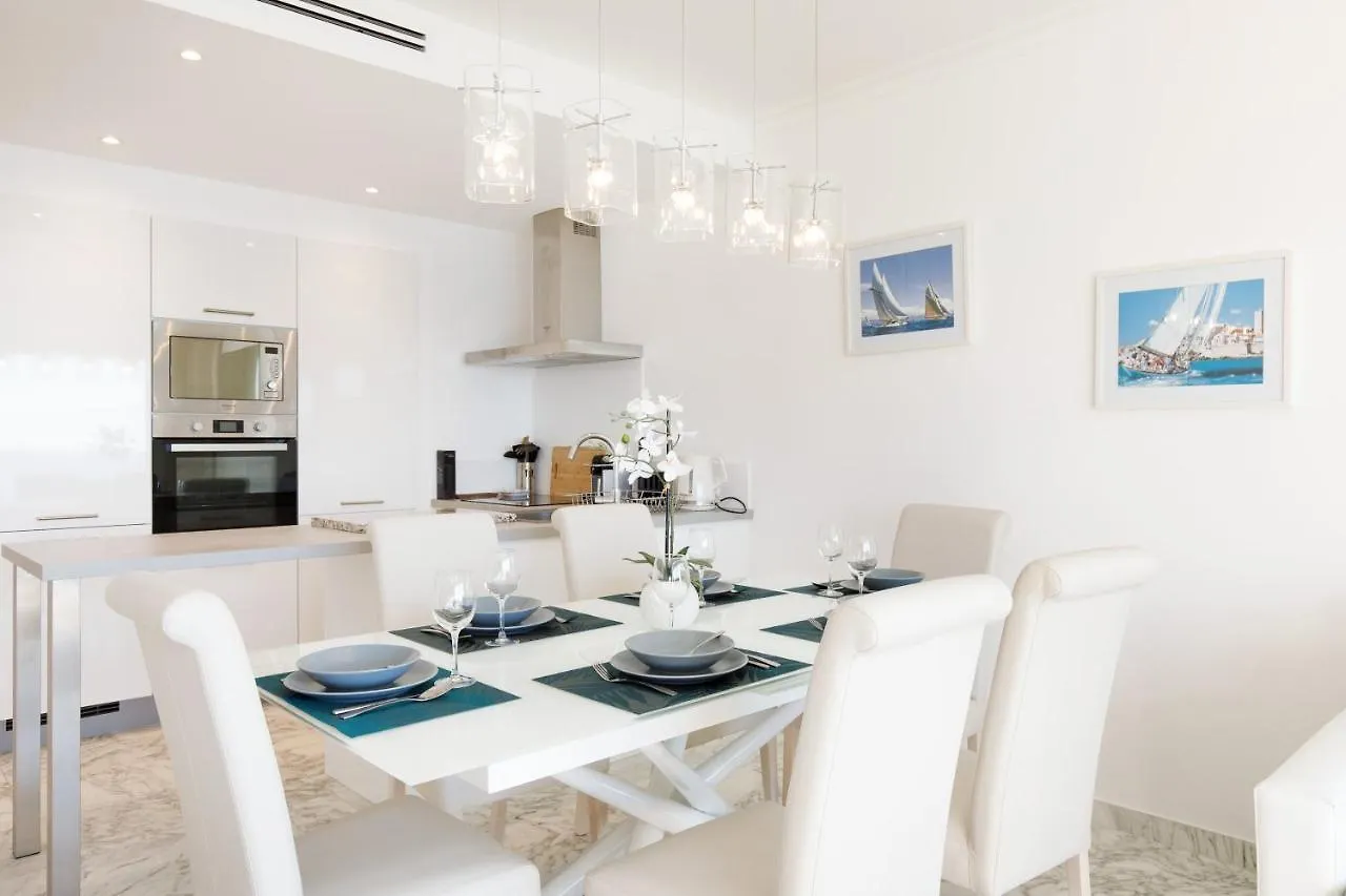 On La Croisette Deluxe 2 Bedrooms 2 Baths Cannes France