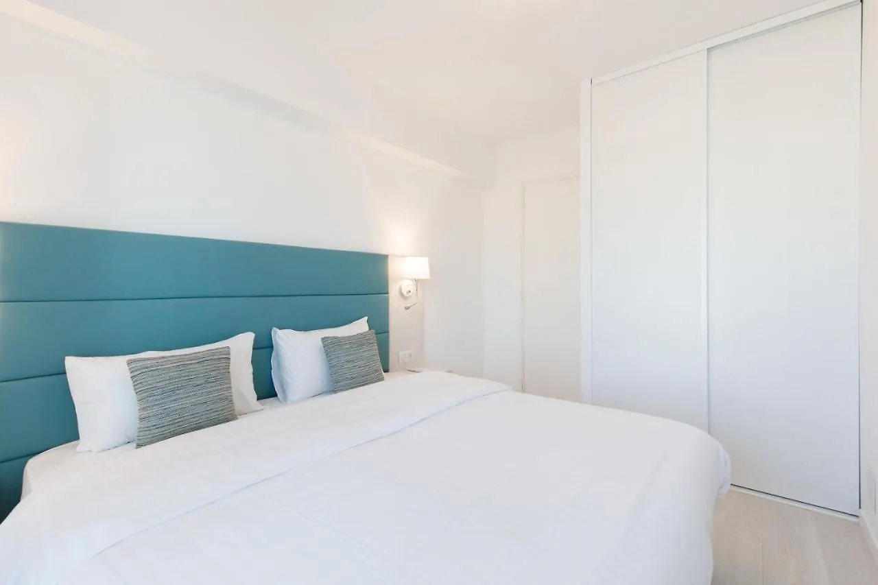 On La Croisette Deluxe 2 Bedrooms 2 Baths Cannes Apartment